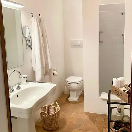 Abbadia Wine Relais Montefollonico